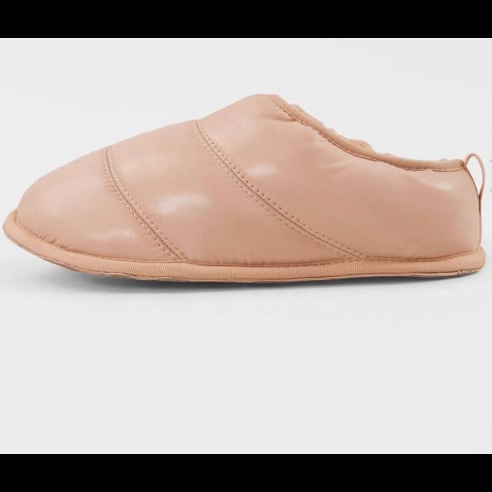 sorel hadley slipper in blush pink euc